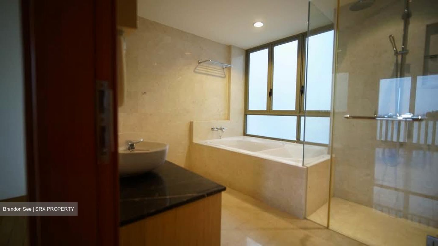 The Berth By The Cove (D4), Condominium #566304021